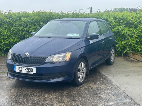 Skoda Fabia Hatchback, Petrol, 2016, Blue
