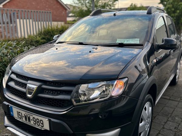 Dacia Sandero Stepway Hatchback, Diesel, 2015, Black