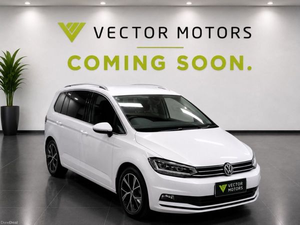Volkswagen Touran MPV, Petrol, 2019, White