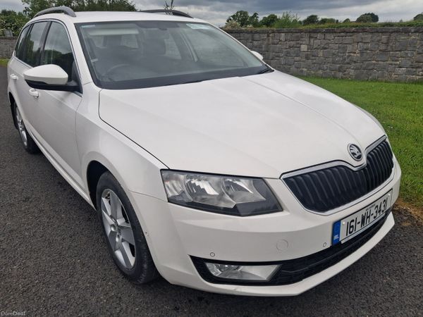 Skoda Octavia Estate, Diesel, 2016, White