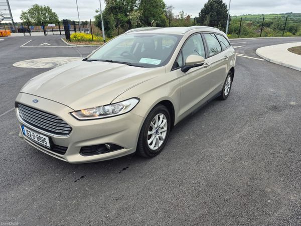 Ford Mondeo Estate, Diesel, 2016, Silver