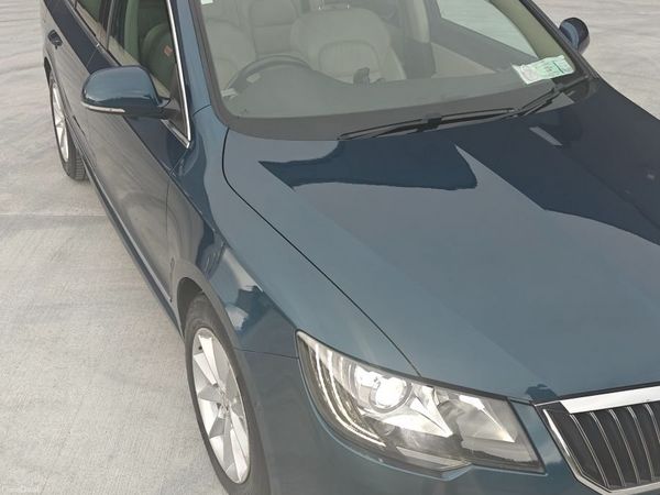 Skoda Superb Saloon, Diesel, 2013, Blue
