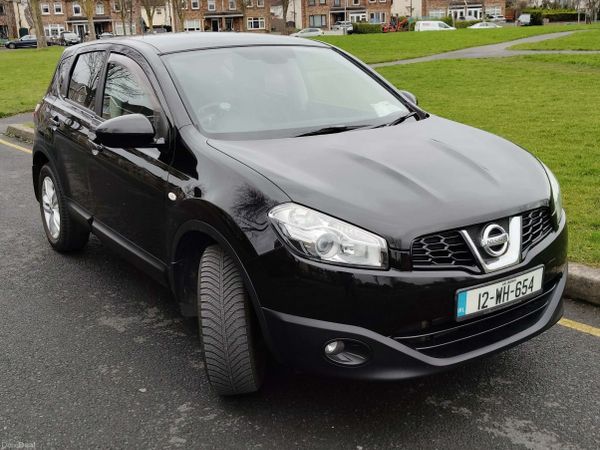 Nissan Qashqai Estate/Jeep, Diesel, 2012, Black