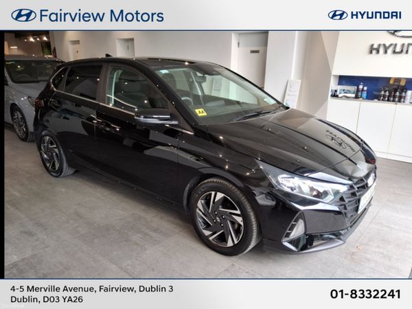 Hyundai i20 Hatchback, Petrol, 2022, Black