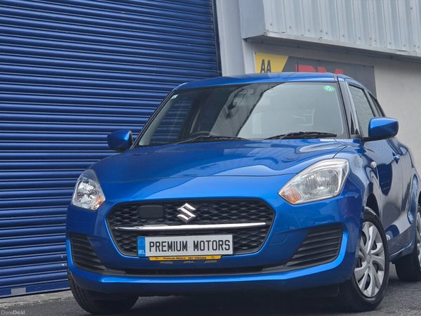 Suzuki Swift Hatchback, Petrol, 2023, Blue