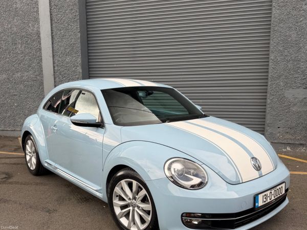 Volkswagen Beetle Hatchback, Petrol, 2013, Blue