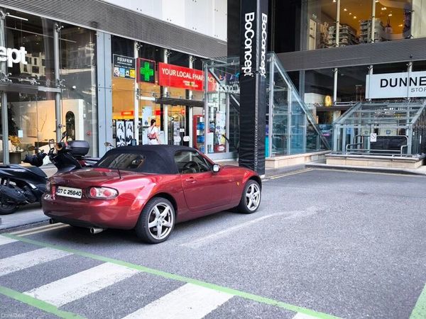 Mazda MX-5 Convertible, Petrol, 2007, Red