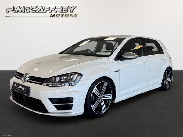 Volkswagen Golf Hatchback, Petrol, 2016, White
