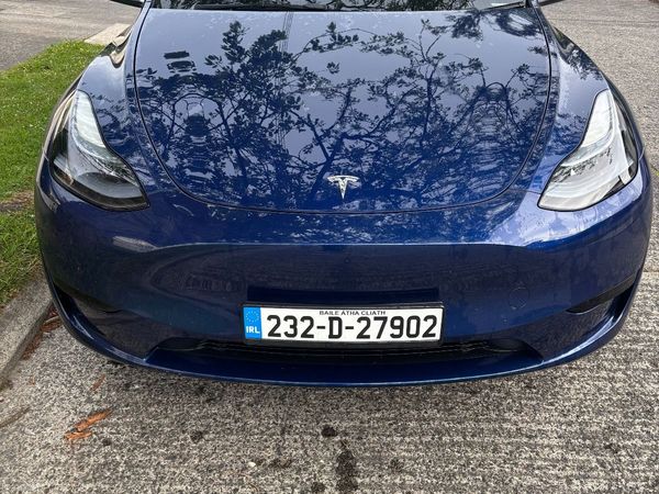 Tesla Model Y MPV, Electric, 2023, Blue