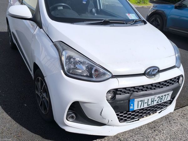 Hyundai i10 Hatchback, Petrol, 2017, White