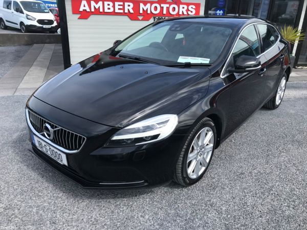 Volvo V40 Hatchback, Diesel, 2018, Black