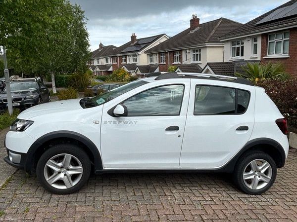 Dacia Sandero Hatchback, Diesel, 2016, Blue