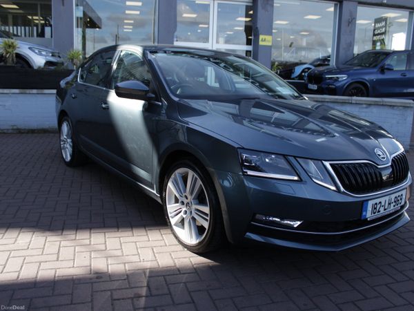 Skoda Octavia Saloon, Petrol, 2018, Grey