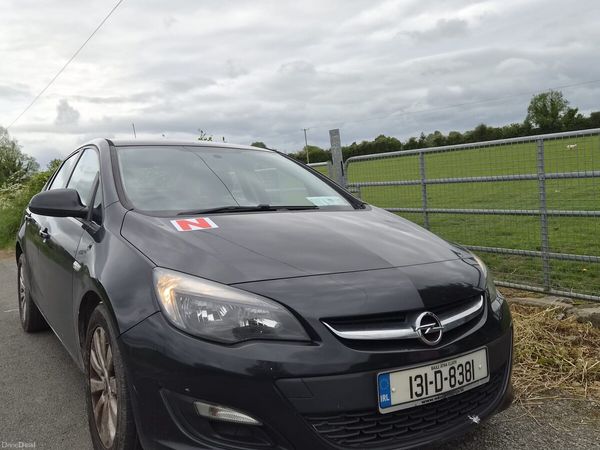 Opel Astra Saloon, Diesel, 2013, Black