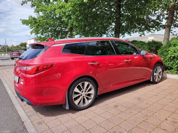 Kia Optima Estate, Diesel, 2017, Red