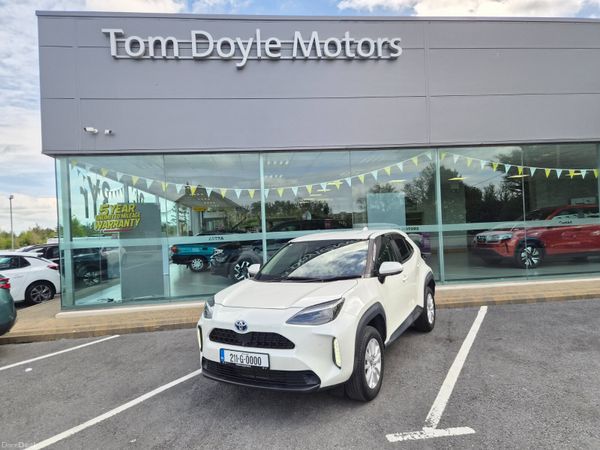 Toyota Yaris Cross SUV, Petrol Hybrid, 2021, White