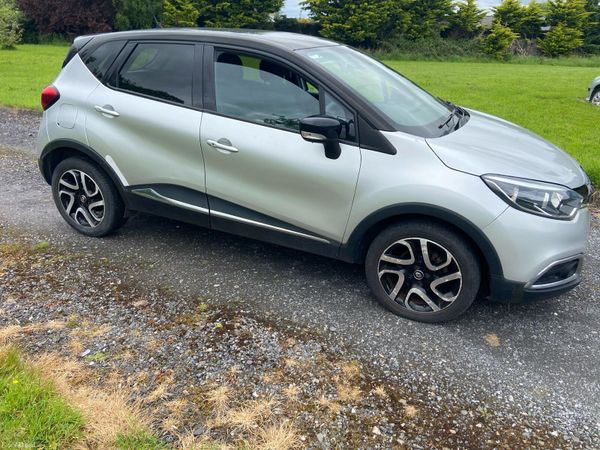 Renault Captur Hatchback, Diesel, 2017, Silver