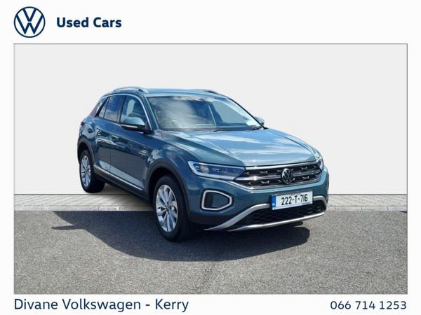 Volkswagen T-Roc SUV, Petrol, 2022, Blue