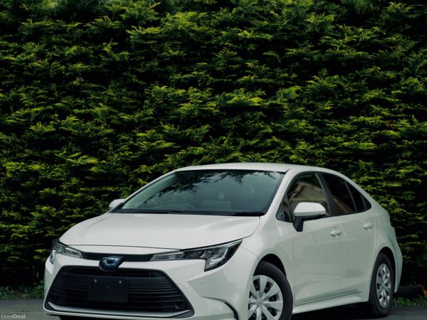 Toyota Corolla Saloon, Petrol Hybrid, 2024, White
