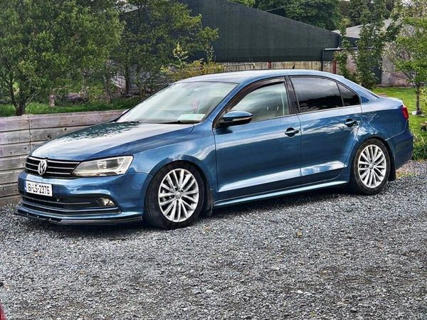 Volkswagen Jetta Saloon, Diesel, 2016, Blue