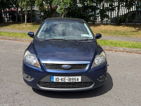 Ford Focus Hatchback, Petrol, 2010, Blue
