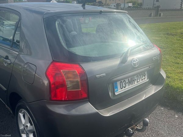 Toyota Corolla Hatchback, Petrol, 2003, Grey
