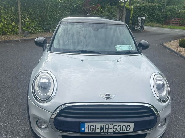 Mini Cooper Hatchback, Diesel, 2016, Silver