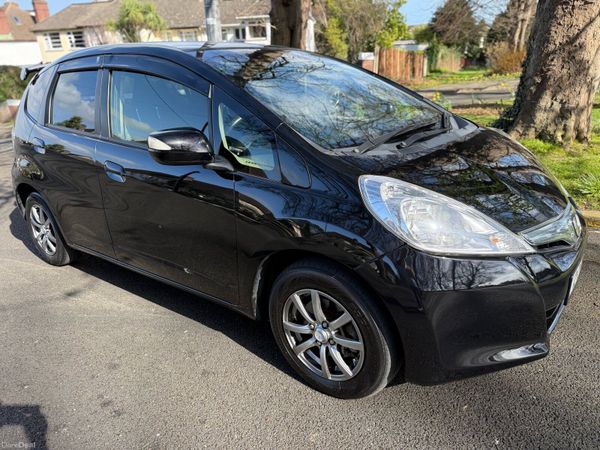 Honda Fit Hatchback, Hybrid, 2011, Black