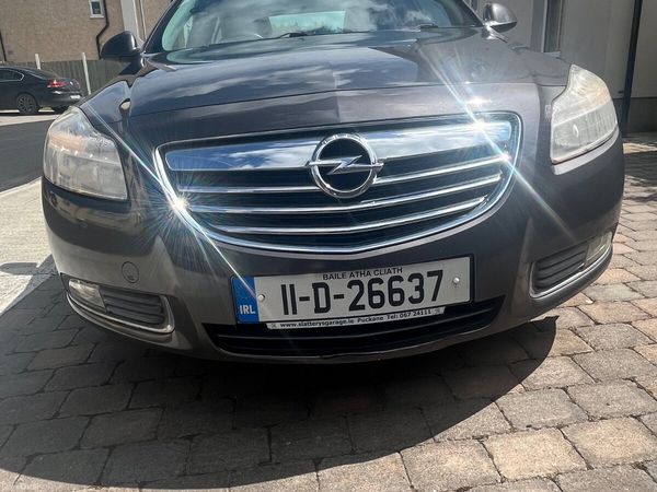Opel Insignia Saloon, Diesel, 2011, Grey