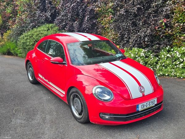 Volkswagen Beetle Hatchback, Petrol, 2013, Red