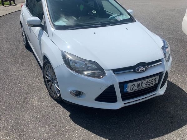 Ford Focus Hatchback, Diesel, 2012, White