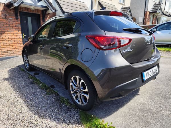 Mazda Demio MPV, Diesel, 2017, Brown