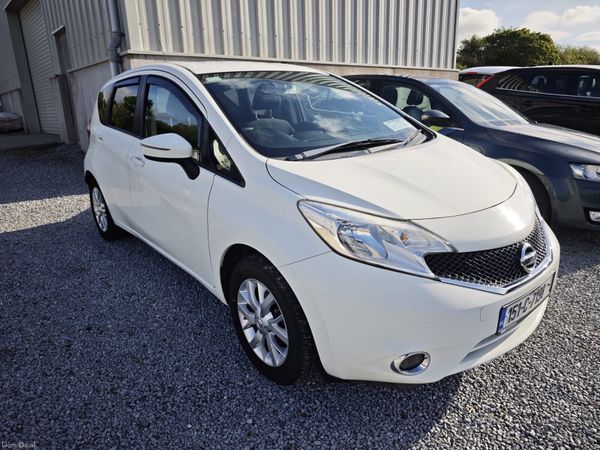 Toyota Corolla Saloon, Petrol, 2015, Red