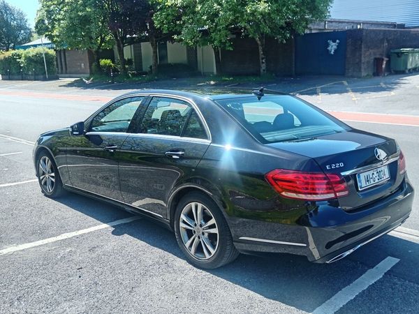 Mercedes-Benz E-Class Saloon, Diesel, 2014, Black