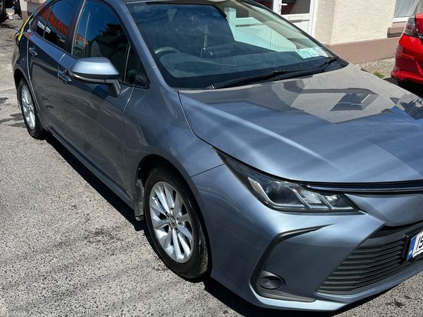 Toyota Corolla Saloon, Petrol, 2019, Grey