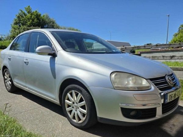 Volkswagen Jetta Saloon, Petrol, 2006, Silver