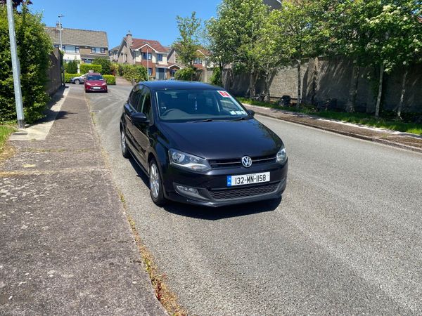 Volkswagen Polo Hatchback, Petrol, 2013, Black