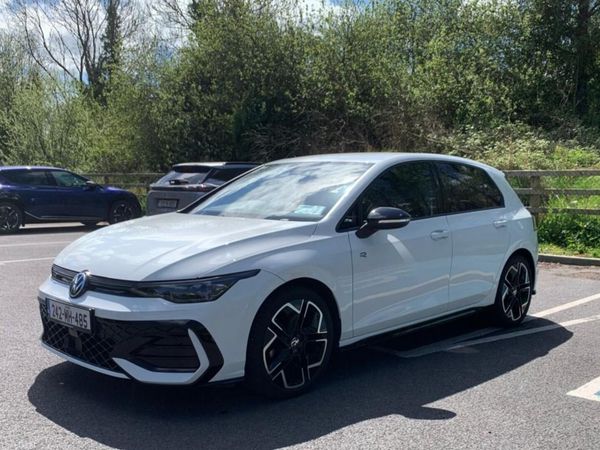 Volkswagen Golf Estate, Petrol, 2024, White