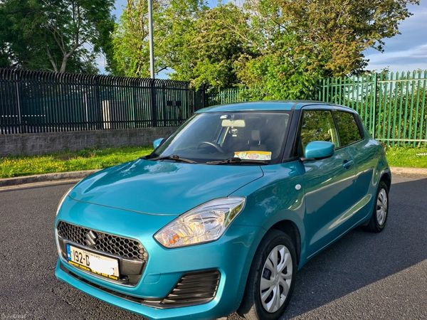 Suzuki Swift Hatchback, Petrol, 2019, Blue
