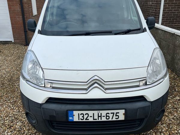 Citroen Berlingo MPV, Diesel, 2013, White