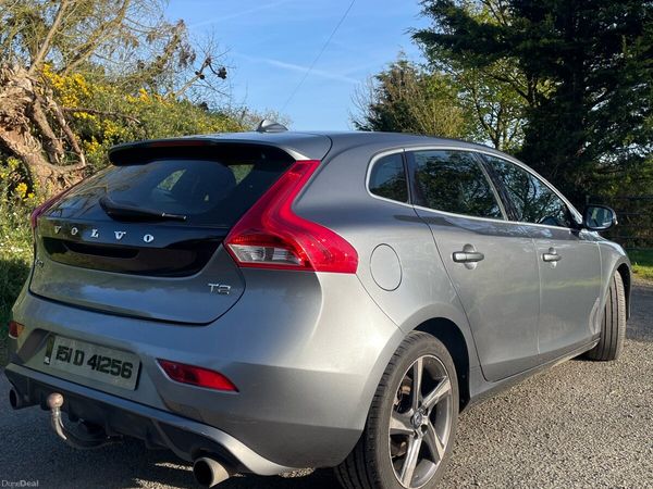 Volvo V40 Hatchback, Petrol, 2015, Grey