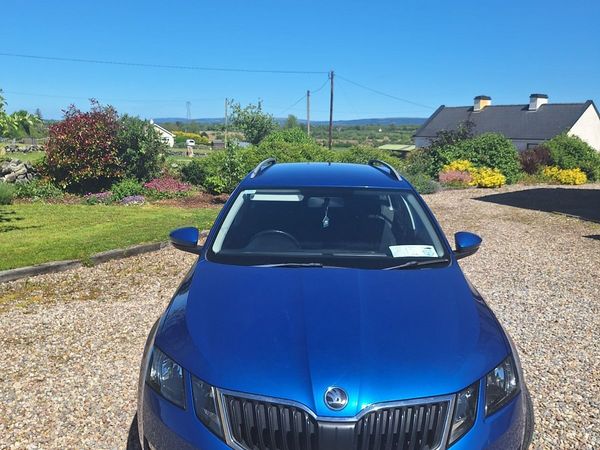 Skoda Octavia Estate, Diesel, 2017, Blue