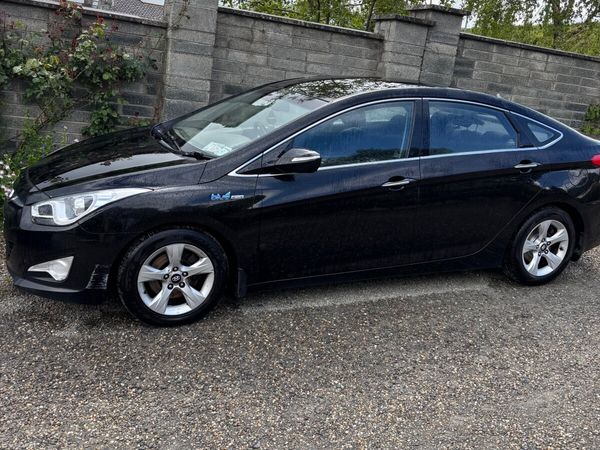 Hyundai i40 Saloon, Diesel, 2013, Black