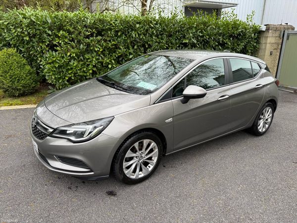 Opel Astra Hatchback, Diesel, 2016, Grey