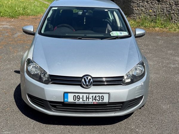 Volkswagen Golf Hatchback, Petrol, 2009, Silver