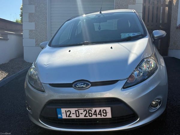 Ford Fiesta Hatchback, Petrol, 2012, Silver