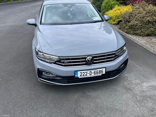 Volkswagen Passat Saloon, Diesel, 2022, Grey