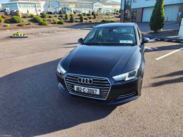 Audi A4 Saloon, Petrol, 2018, Blue