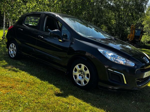 Peugeot 308 Hatchback, Diesel, 2011, Black