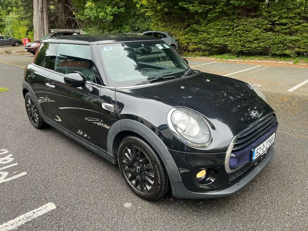 Mini Cooper Hatchback, Diesel, 2015, Black